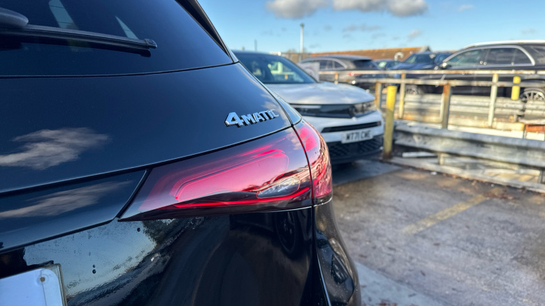 Mercedes-Benz GLC 220d 4Matic AMG Line Premium + 5dr 9G-Tronic Diesel Estate